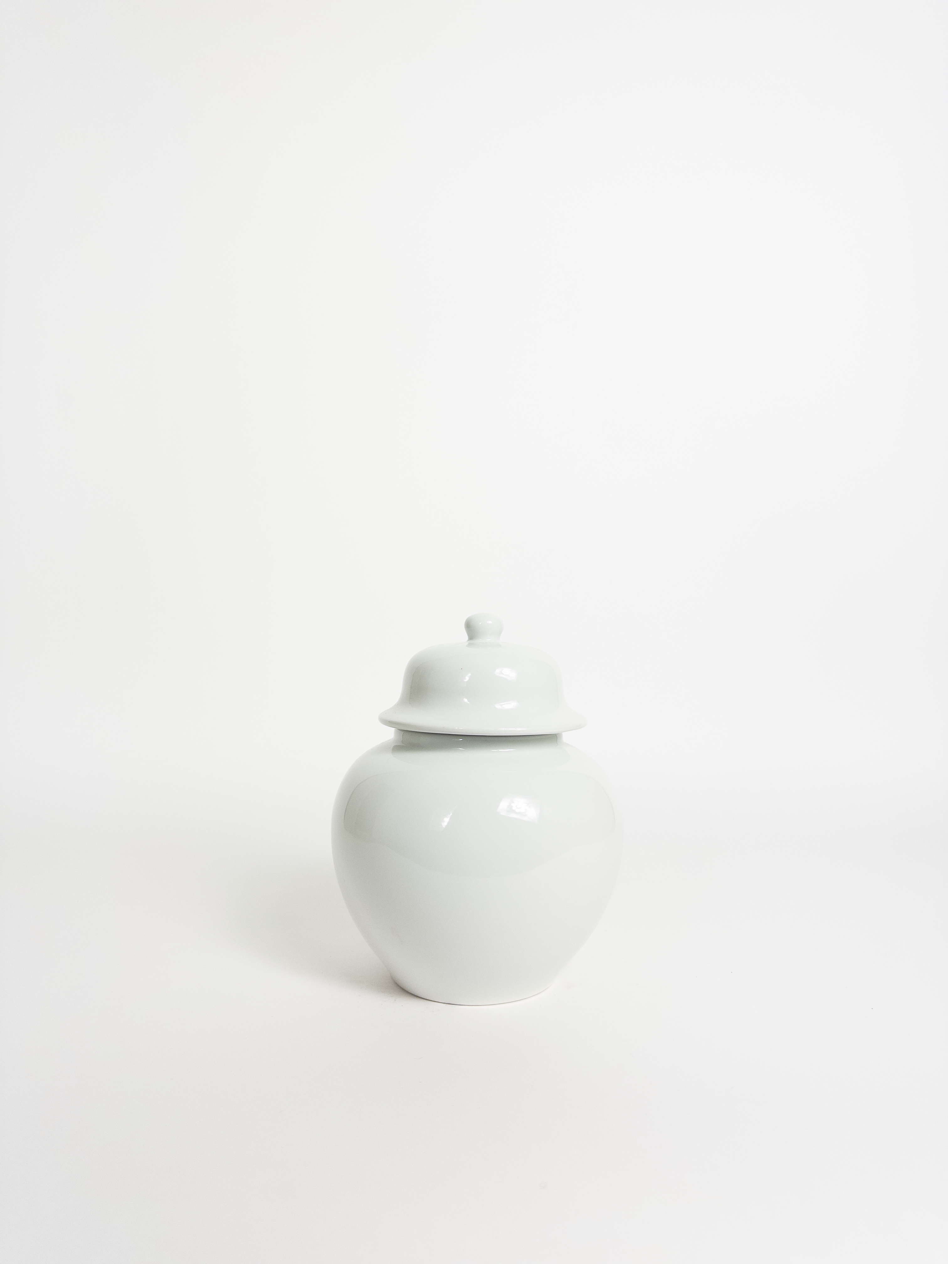 Somerset Urn