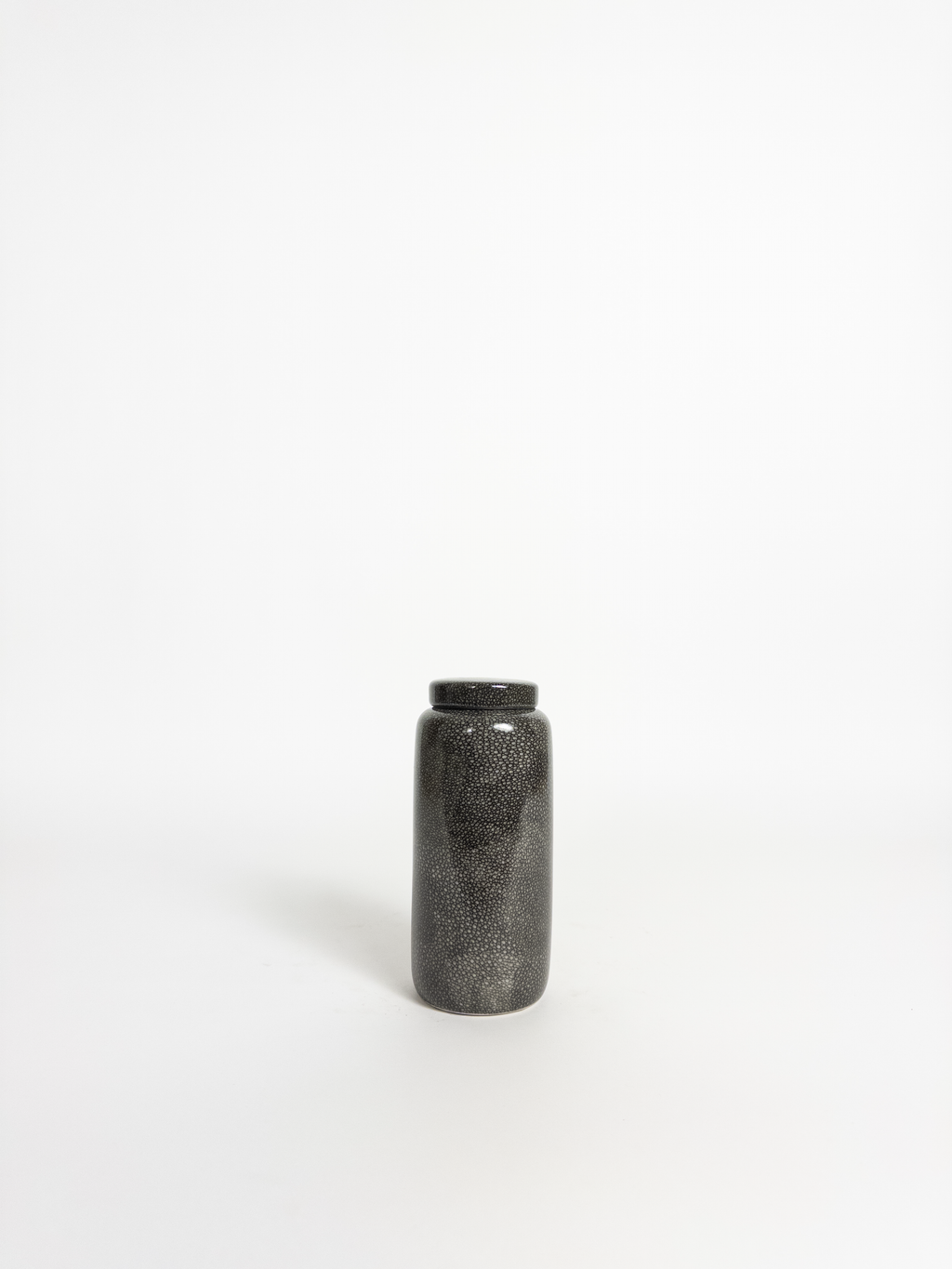 Shagreen Charcoal Jar H18.5cm
