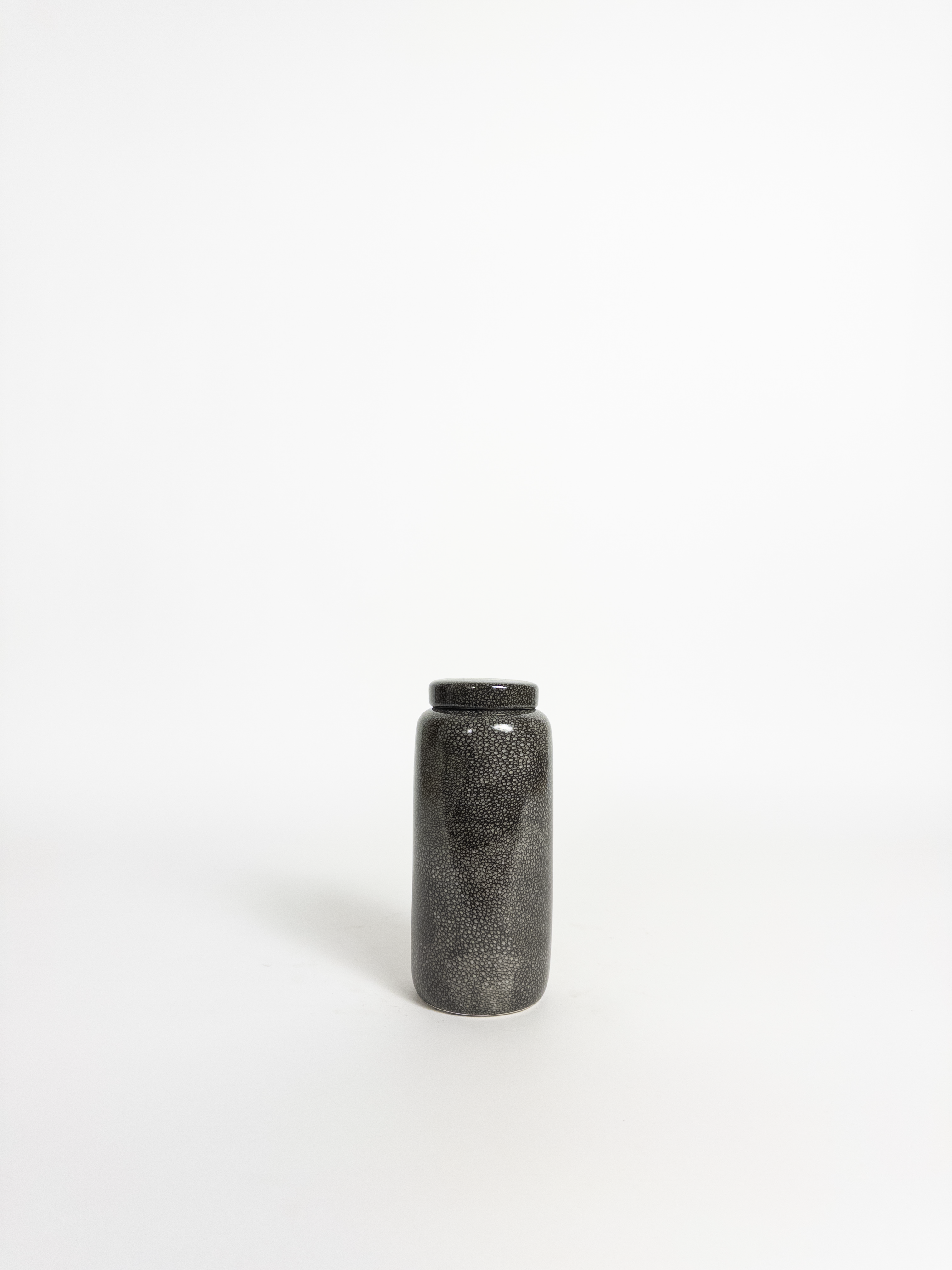 Shagreen Charcoal Jar H18.5cm