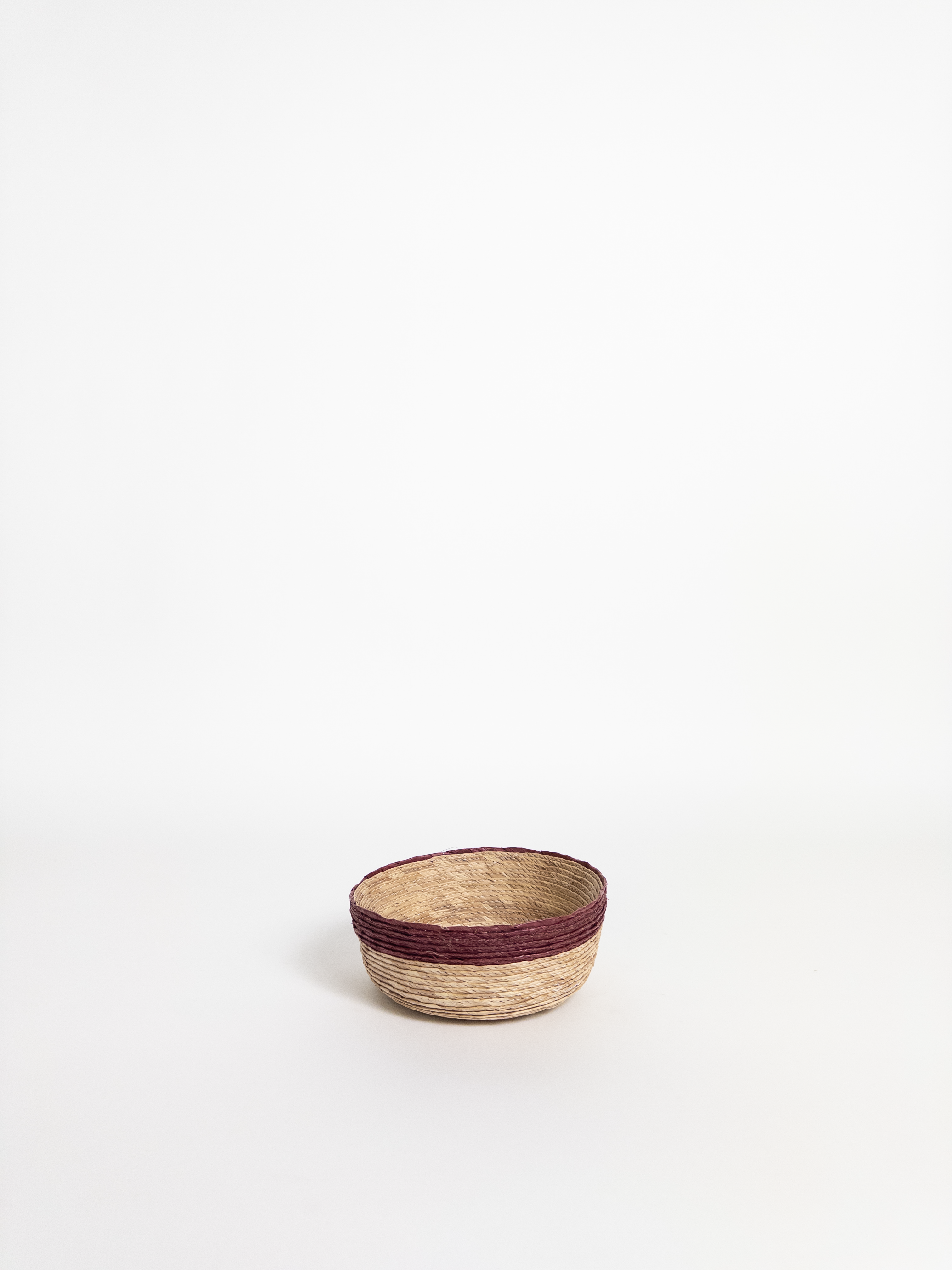 Leon Round Basket Natural/Vino H5cm