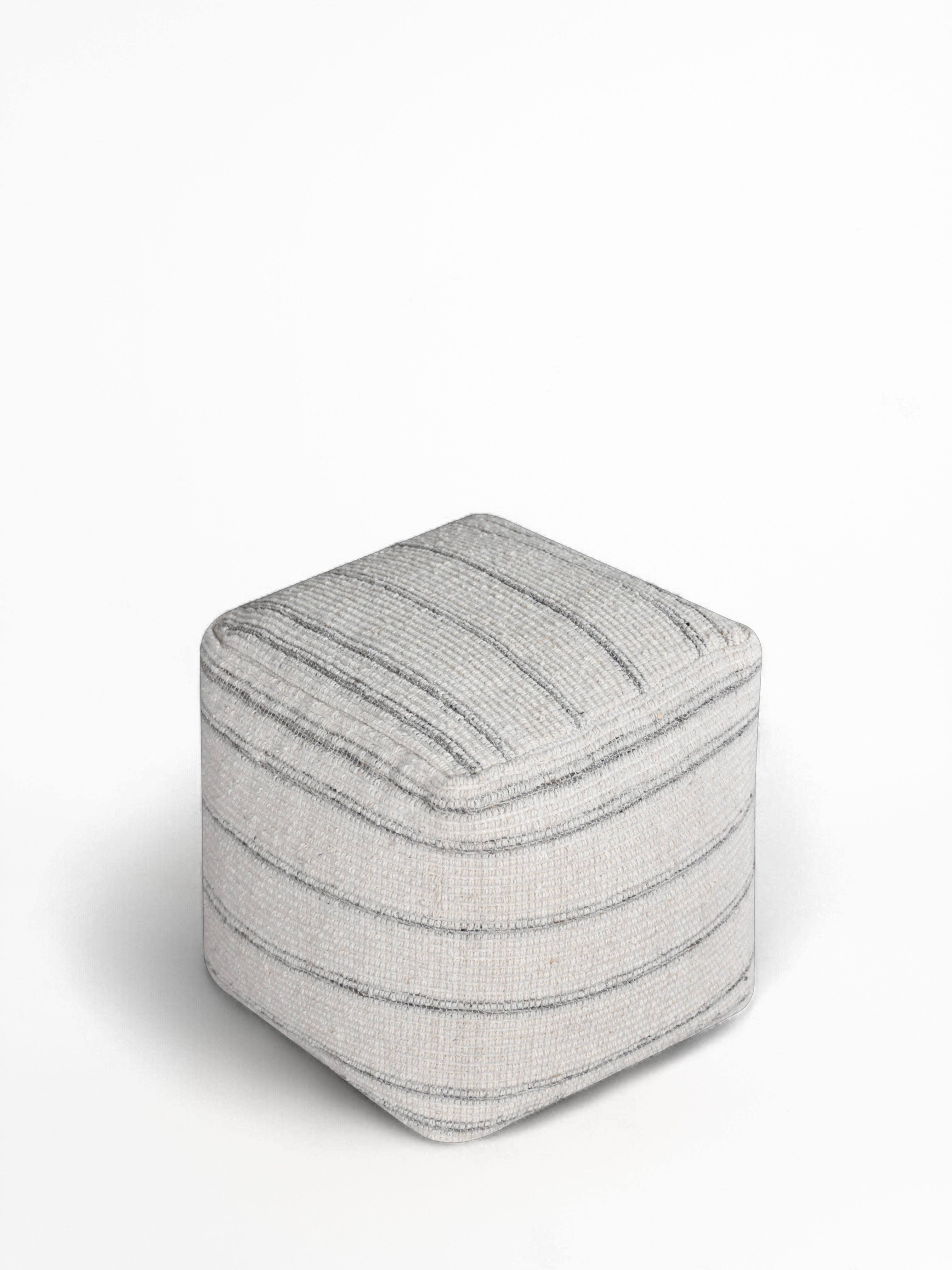 Embu Pouf