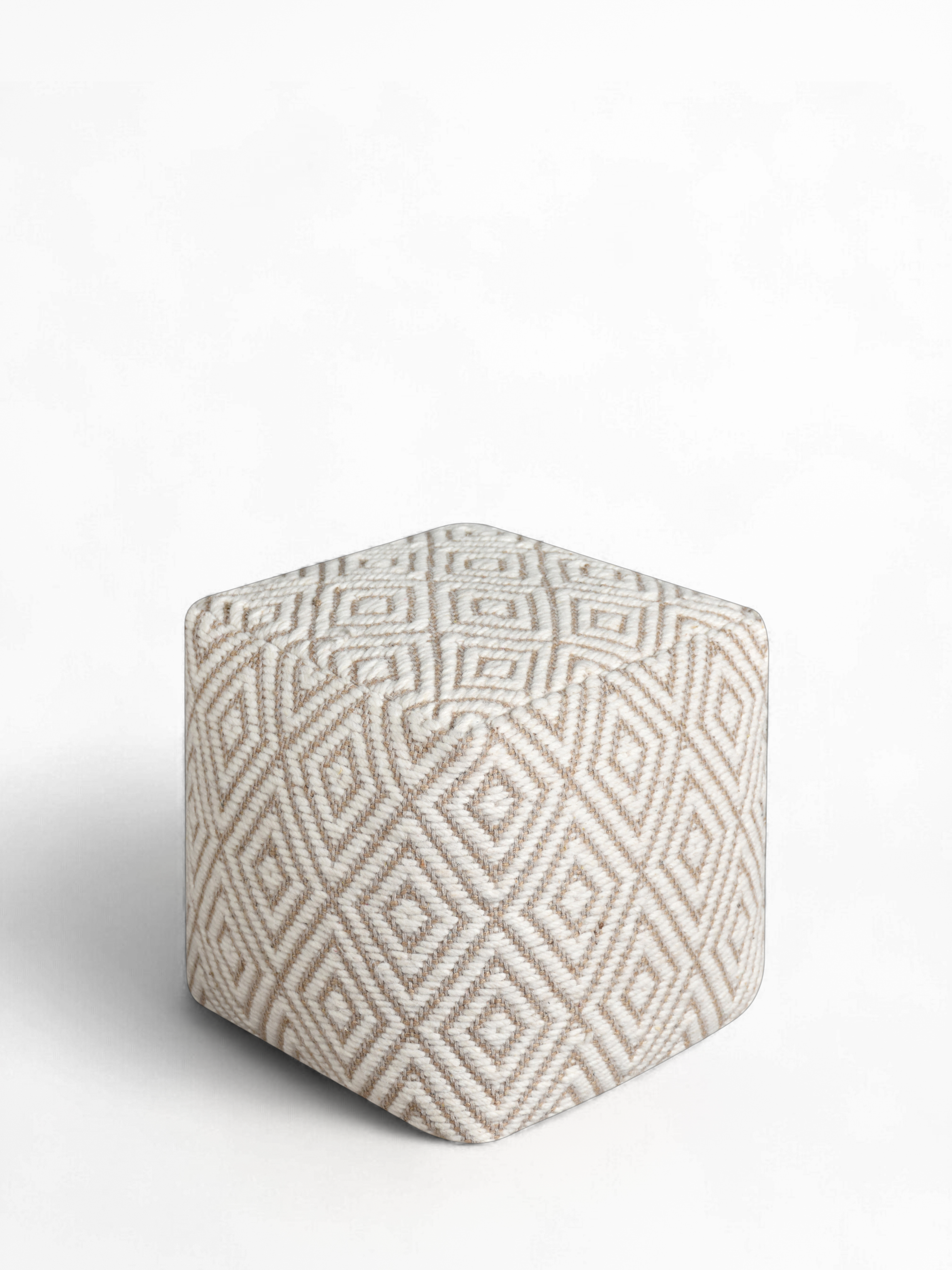 Johnstone-II Pouf