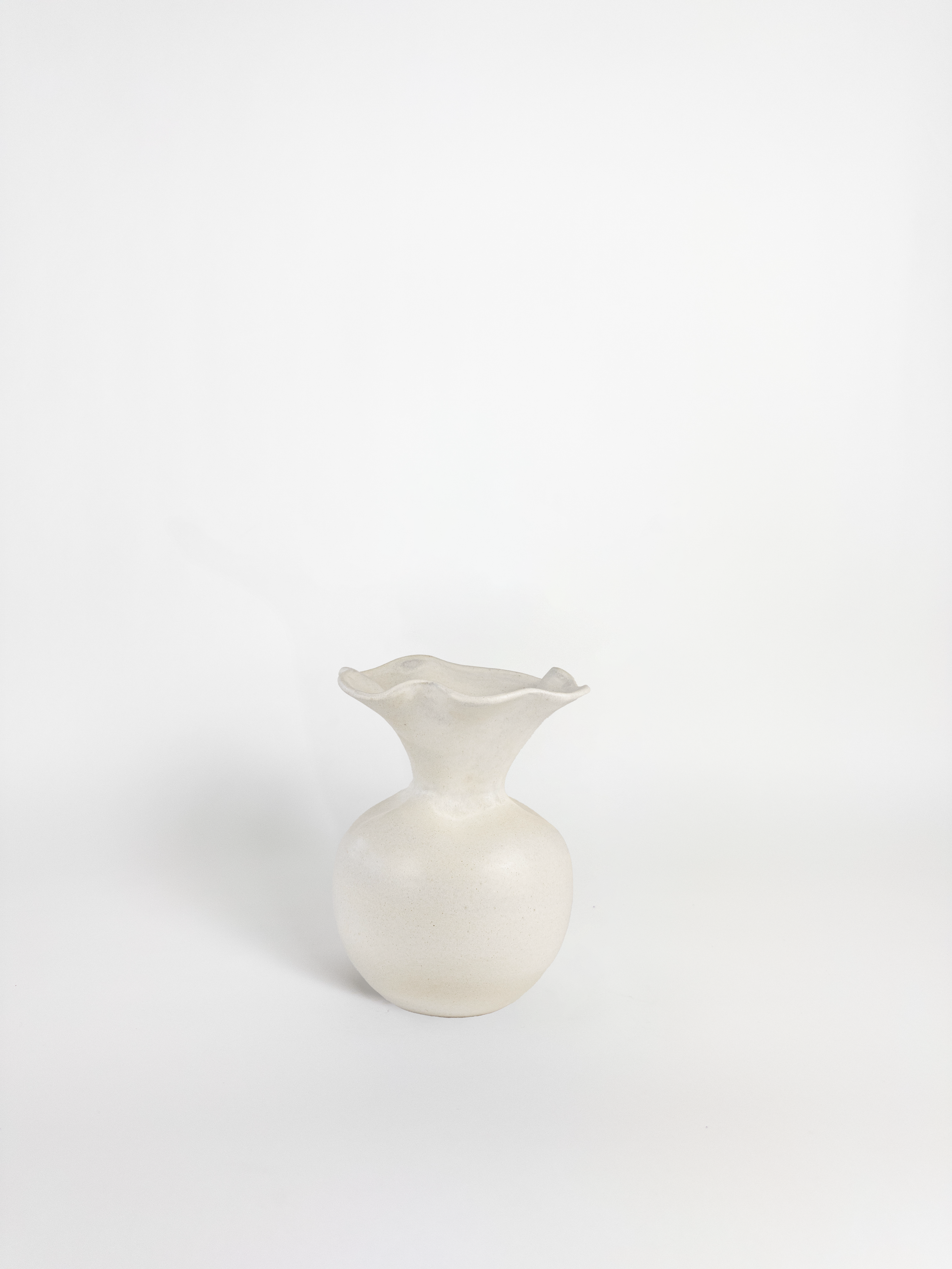 Ruffle Vase H22cm