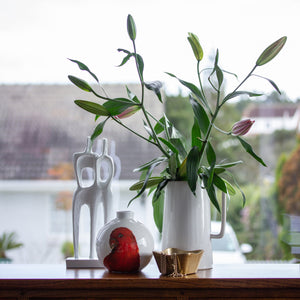 Macaw Vase White/Red