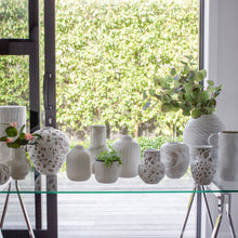Load image into Gallery viewer, Tuscan Flower Vase Cream/Beige